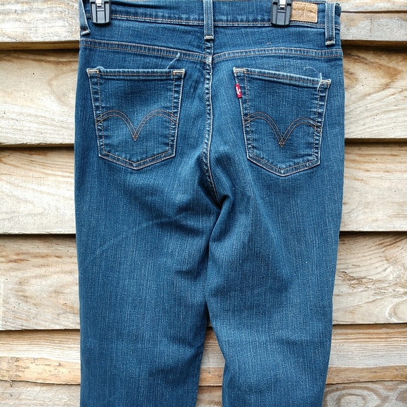 Levi's 512 Perfectly Slimming Mid Rise Bootcut Size 6 Long - Picture 4 of 11